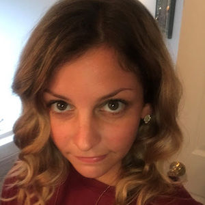 Meet your Posher, Stephanie